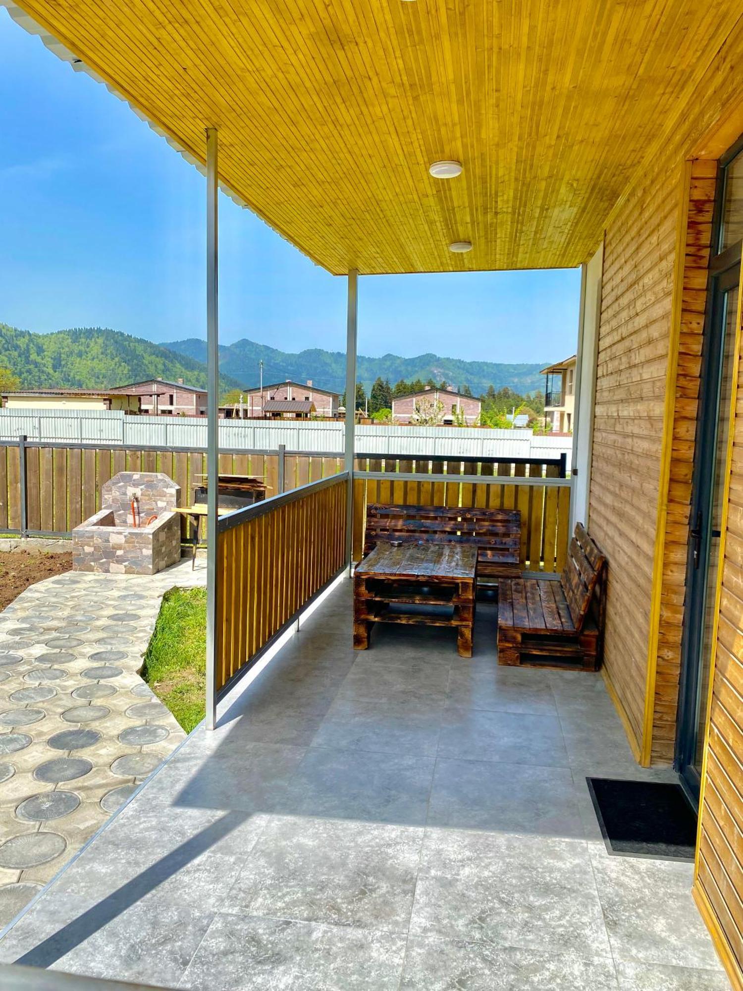 Cottage Marta Sadgeri Боржоми Экстерьер фото
