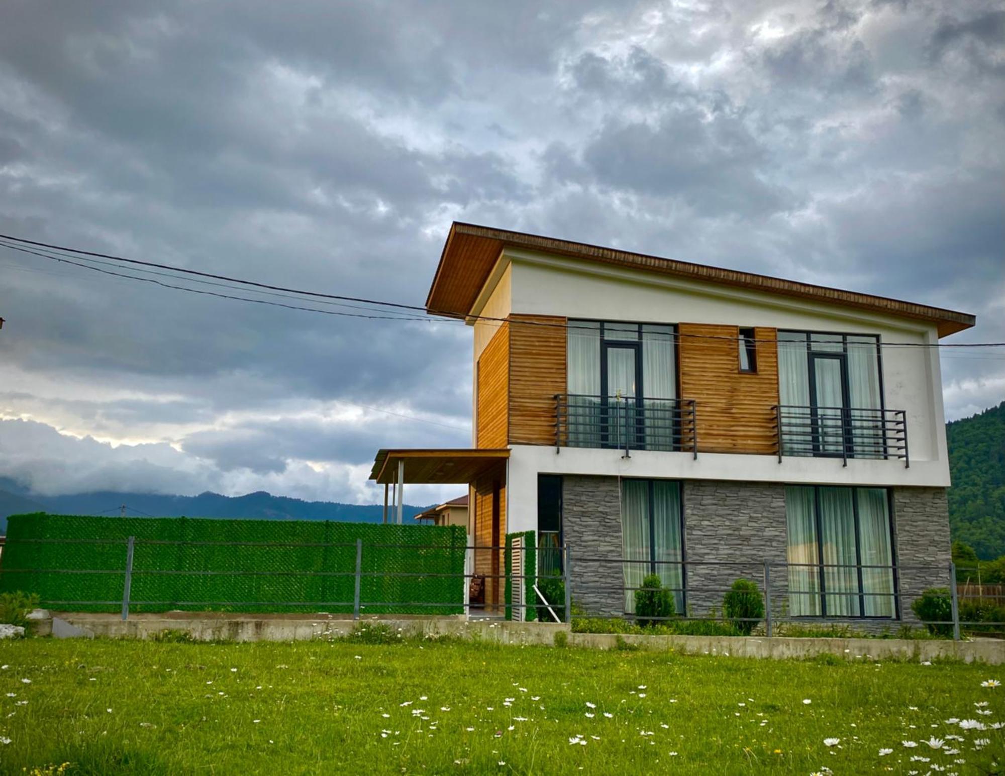 Cottage Marta Sadgeri Боржоми Экстерьер фото